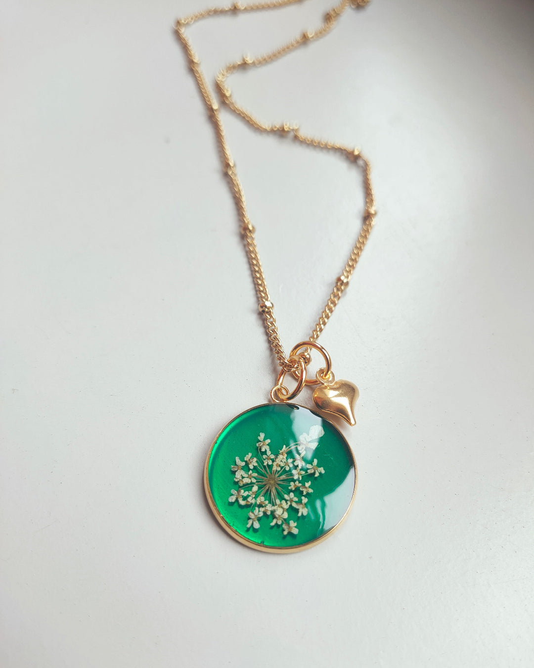 Collana CROMOSFERA con fiore "Pizzo della Regina Anna bianco" - Unima Design