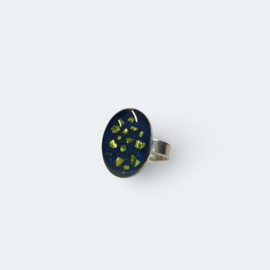 Anello FRAMMENTI regolabile con "frammenti di vetro verdi" - Unima Design