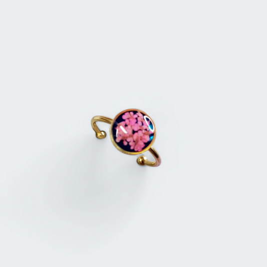 Anello LUNA regolabile con "fiore Pizzo della Regina Anna fucsia" - Unima Design